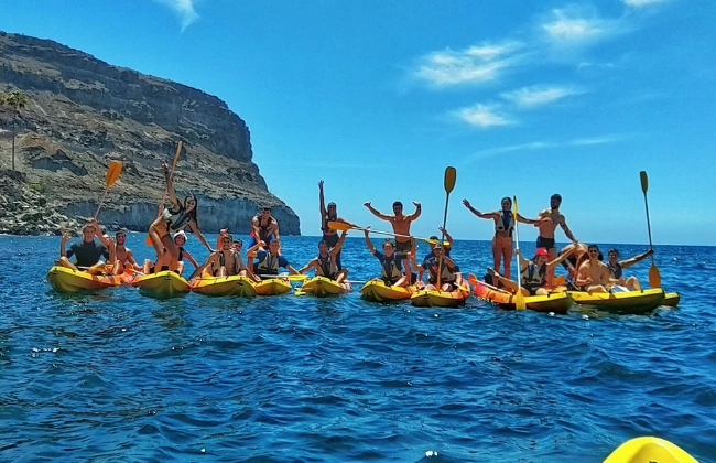 Kayak Adventure in Gran Canaria with Coves and Snorkeling