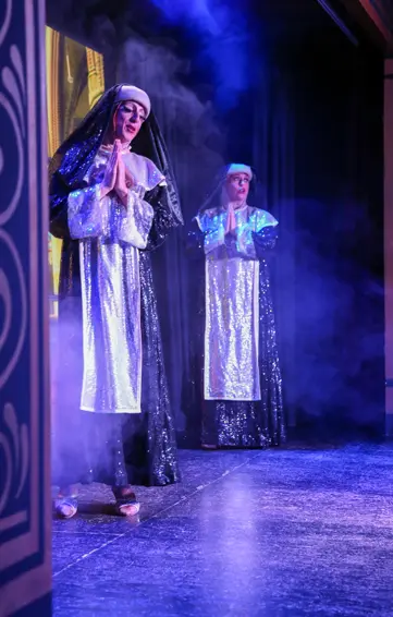 Dinner & Drag Queen Show in Lanzarote